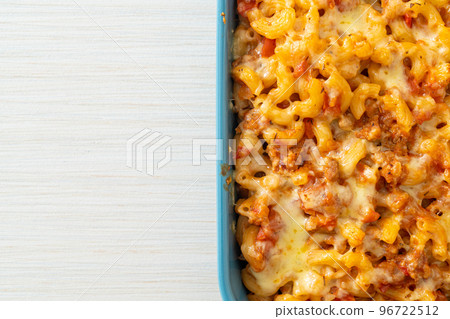 homemade macaroni bolognese with cheese 96722512