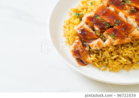 grilled sweet and chilli chicken with curry rice grilled sweet and chilli chicken with curry rice 96722839