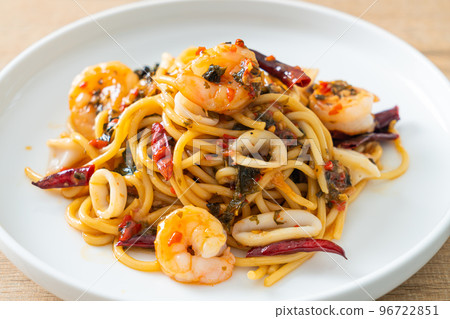 spicy spaghetti seafood on plate 96722851