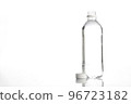 想像水的白色背景 96723182