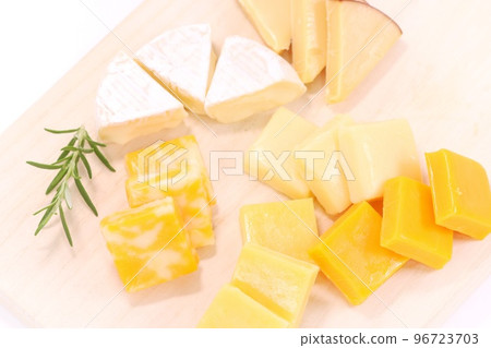 什錦奶酪 Camembert Gouda Red Cheddar Parmesan Smoked Plain 什錦奶酪 Camembert Gouda Red Cheddar Parmesan Smoked Plain 96723703