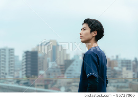 工作在城市的男性醫務工作者 工作在城市的男性醫務工作者 96727000
