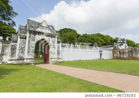The King Narai Palace in Lopburi, Thailand The King Narai Palace in Lopburi, Thailand 96729283