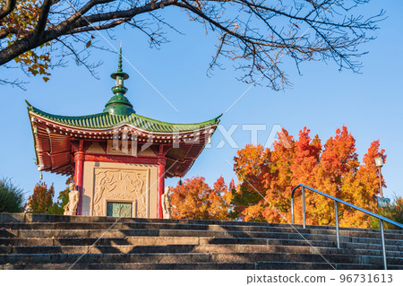 Autumn Peace Park <Nagoya City, Aichi Prefecture> 96731613