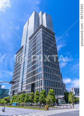 Tokyo cityscape in Japan View of Sanno Park Tower (Tameike Sanno Station entrance) etc. in Nagatacho 96732985