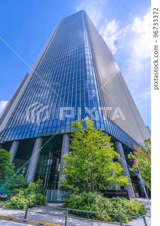 The cityscape of Tokyo in Japan, overlooking the Akasaka Intercity AIR connected to Tameike-Sanno Station 96733372