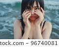 清晨的陽光，美麗的大海，還有女人轉瞬即逝的美麗 96740081