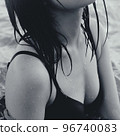 朝陽，美麗的大海，轉瞬即逝的美人<單色> 96740083