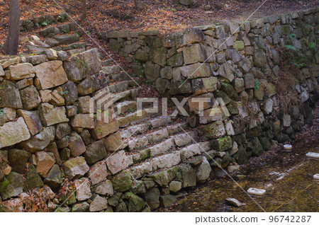 Bitchu Matsuyama Castle / Omatsuyama Castle Head Washing Pond 96742287