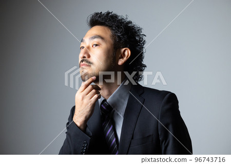 Bearded man Bearded man 96743716