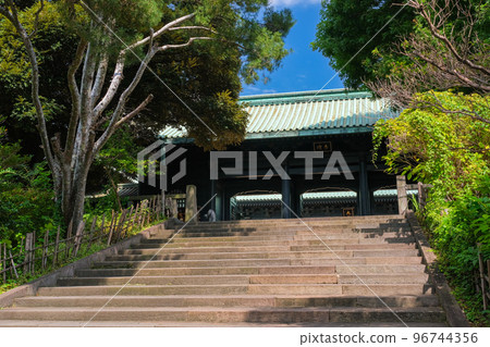Bunkyo Ward, Tokyo Yushima Seido Almond Gate and Stairs to the Approach Bunkyo Ward, Tokyo Yushima Seido Almond Gate and Stairs to the Approach 96744356