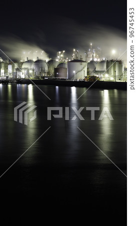 Night view of Nippon Shokubai Himeji Factory taken from Aboshi Rinkai Bridge Night view of Nippon Shokubai Himeji Factory taken from Aboshi Rinkai Bridge 96745453