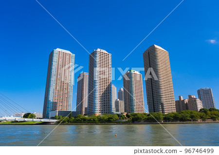 High-rise condominiums in Tsukuda, Chuo-ku, Tokyo Okawabata River City 21 96746499