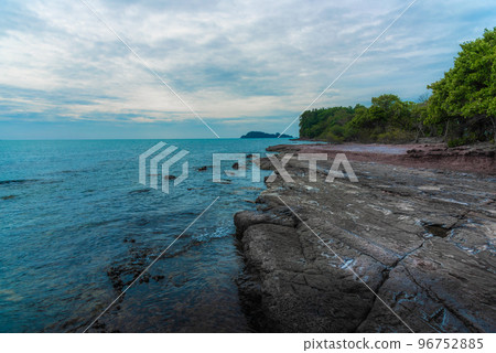 The rock beach The rock beach 96752885