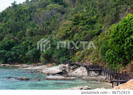 Khao Laem Ya-Mu Ko Samet National Park in Rayong Province, Eastern Thailand. The beautiful sea in thailand. 96752919