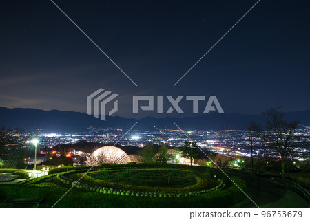 笛吹川水果公園夜景_新日本3大夜景（山梨縣山梨市） 96753679