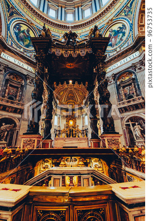 Rome St. Peter's Basilica Great Canopy and St. Peter's Tomb 96753735