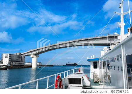 Rainbow of Okinawa Naminoue Rinko Road Tomari Bridge and high-speed boat Rainbow of Okinawa Naminoue Rinko Road Tomari Bridge and high-speed boat 96756731