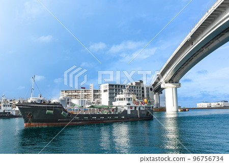 Tomari Bridge and cargo ship on the Okinawa Naminoue Rinko Road Tomari Bridge and cargo ship on the Okinawa Naminoue Rinko Road 96756734
