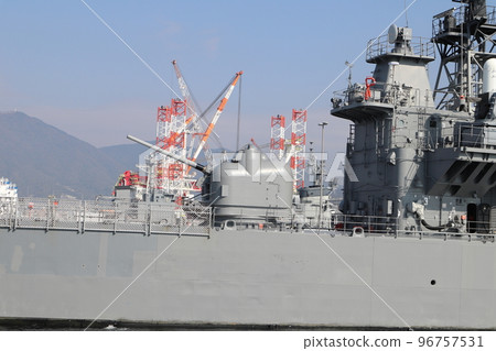 從吳港海上看到的驅逐艦 Shimakaze 2022 年 11 月 12 日拍攝的照片 從吳港海上看到的驅逐艦 Shimakaze 2022 年 11 月 12 日拍攝的照片 96757531