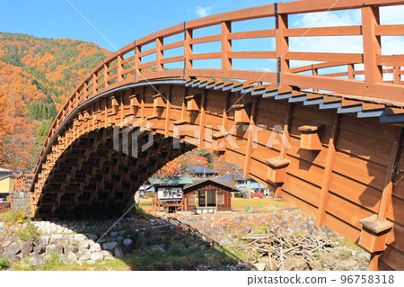 Kiso Ohashi Autumn Nakasendo Narai-juku 96758318