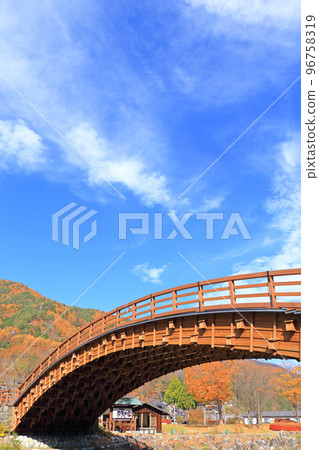 Kiso Ohashi Autumn Nakasendo Narai-juku 96758319