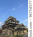 Matsue Castle in the blue sky 96758577