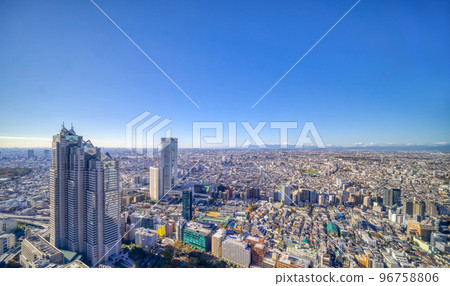 富士山和東京 2022 96758806