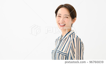 smiling woman portrait cool beauty smiling woman portrait cool beauty 96760839