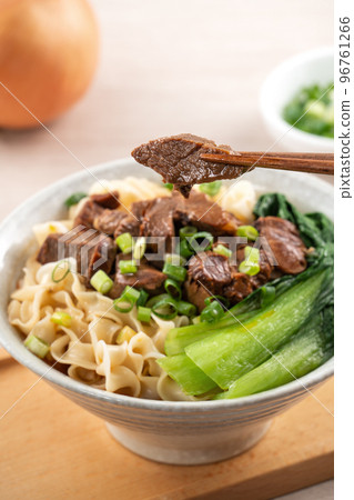 beef noodles beef noodles noodles Beef noodle soup ビーフヌードル 96761266
