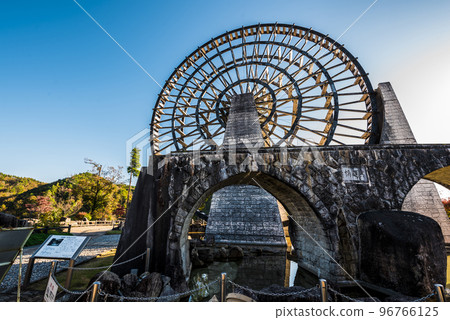 《岐阜縣》惠那市道之站 山岡一奶奶日本最大的木造水車 96766125