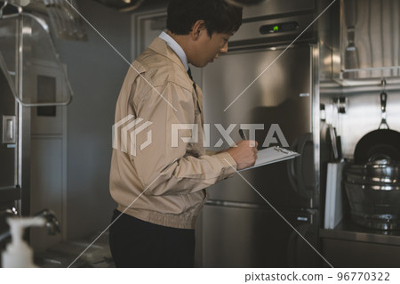 一個廚房 96770322