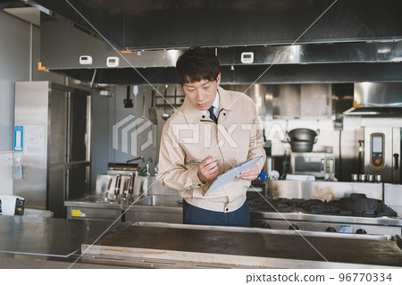 一個廚房 96770334