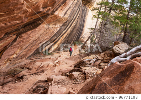 Hike in Utah 96771198