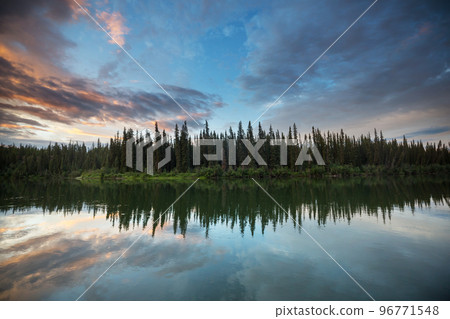 Lake in Canada 96771548