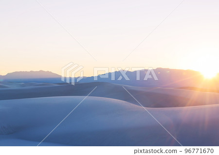 White sand dunes White sand dunes 96771670