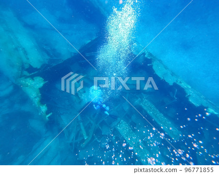 Sunken ship under the sea. Beautifiul underwater colorful coral reef at Caribbean Sea at Honeymoon Beach on St. Thomas, USVI Sunken ship under the sea. Beautifiul underwater colorful coral reef at Caribbean Sea at Honeymoon Beach on St. Thomas, USVI 96771855