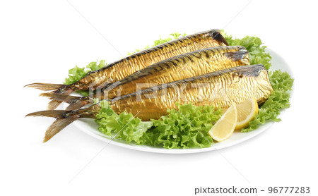 Plate with smoked fish isolated on white 96777283