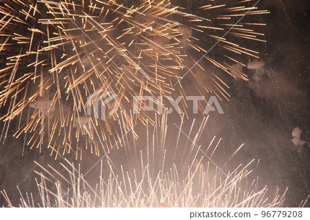 Skyscape / Fireworks in the night sky 96779208