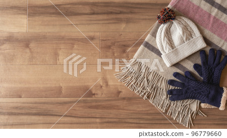 準備和整理冬裝 | 換衣服的形象 準備和整理冬裝 | 換衣服的形象 96779660