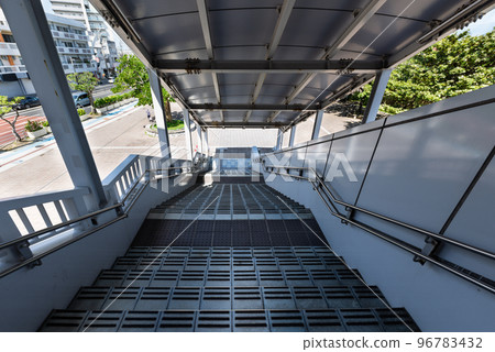 Yui Rail小野山公園站樓梯 Yui Rail小野山公園站樓梯 96783432