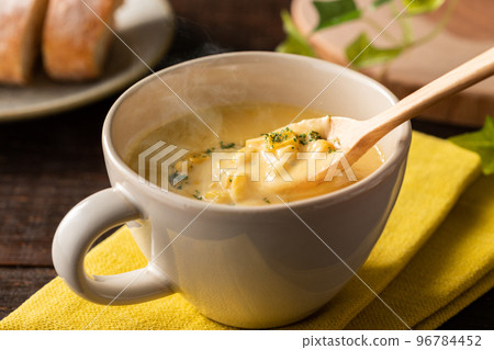 Warm corn potage soup with a gentle steam Warm corn potage soup with a gentle steam 96784452