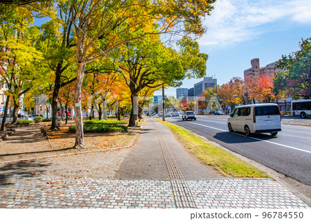 A view of the Peace Park area from near the Fukushima Co-op Hospital on Peace Boulevard. Please enjoy the autumnal scenery of the city. Hiroshima 96784550