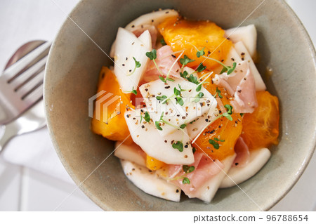 Marinated Turnip, Persimmon and Prosciutto Ham Marinated Turnip, Persimmon and Prosciutto Ham 96788654