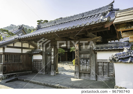 Saiki Yokenji Temple Sanmon Saiki City, Oita Prefecture 96790740