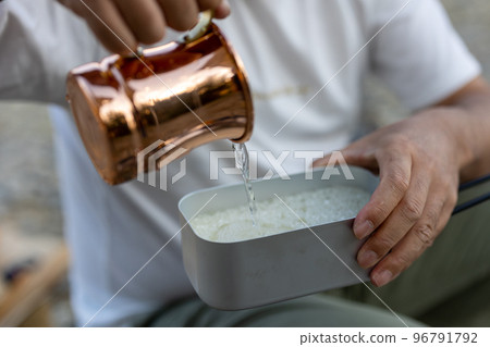 用梅斯汀煮飯 96791792