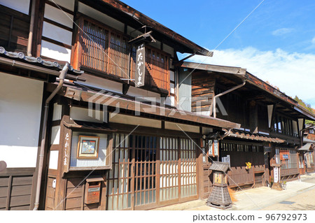 奈良井宿的街道中山道木曾路 奈良井宿的街道中山道木曾路 96792973