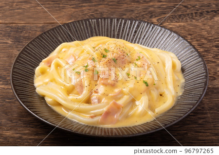 Carbonara udon 96797265