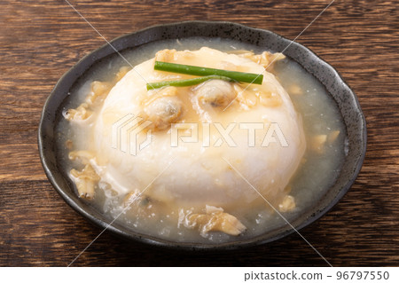 Tofu Sauce with Clams and Ginger 96797550