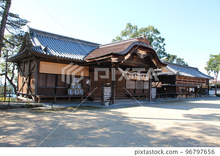 Murotsu Townscape, Kamo Shrine, Worship Hall and Ema Hall, Murotsu, Mitsucho, Tatsuno City, Hyogo Prefecture 96797656